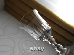 BACCARAT 6 ANCIENS VERRES DE TABLE CRISTAL BACCARAT SAINT LOUIS modèle TULIPE