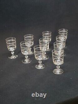 Baccarat 10 Anciens Verres À Vin Cristal Gravé Modèle Cylindrique Filets H 10,5