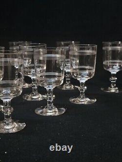 Baccarat 10 Anciens Verres À Vin Cristal Gravé Modèle Cylindrique Filets H 10,5