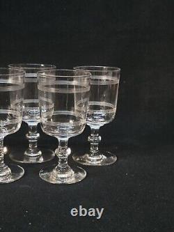 Baccarat 10 Anciens Verres À Vin Cristal Gravé Modèle Cylindrique Filets H 10,5