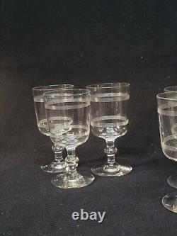 Baccarat 10 Anciens Verres À Vin Cristal Gravé Modèle Cylindrique Filets H 10,5