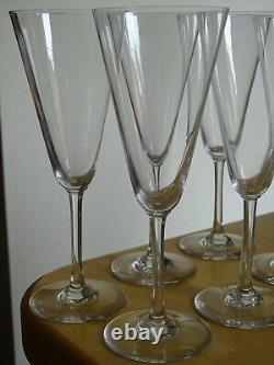 Baccarat 6 Anciennes Flutes A Champagne Fin Cristal Ligne Sobre Circa 1950