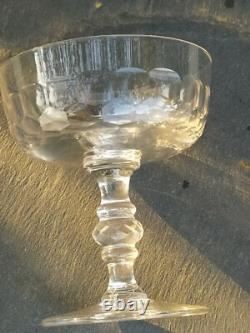 Baccarat 6 Coupes à Champagne en Cristal Taillé XIXeme, Anciennes