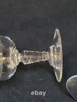 Baccarat 7 Anciens Verre À Vin En Cristal Gravé Modèle Cylindrique Filets H 11,2