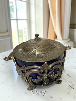 Biscuitière ancienne en verre bleu cobalt et métal ouvragé Style Louis XV