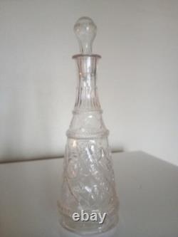 Carafe ancienne verre moulé incolore trèfle PORTE-BONHEUR relief+bouchon