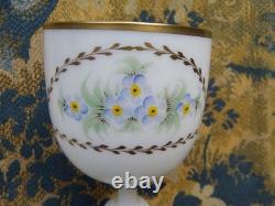 Coupe Ancienne En Opaline De Cristal, Décor De Fleurs Et Guirlandes Dorées