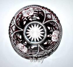 Coupe Saladier ancien en cristal doublé rouge bordeaux Overlay fleuri rose