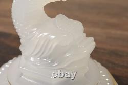 Coupe sur Pied Ancien en Verre de Opaline de Portieux Modèle Dauphin Doré Signé