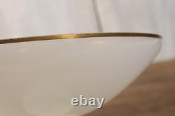 Coupe sur Pied Ancien en Verre de Opaline de Portieux Modèle Dauphin Doré Signé