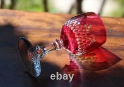 Cristal taillé doublé Baccarat Champigny 7 anciens verres Roemer jambes basses