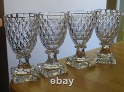 DIAMANTS BISEAUX 4 ANCIENS VERRES A VIN BLANC CRISTAL TAILLER 19 EME ht 11,2 cm