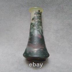 De Vez vase ancien french cameo glass devez Cristallerie de Pantin
