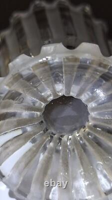 Deux Ancien moutardier cristal incolore et de cristal sablé signé BACCARAT