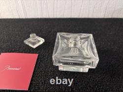 Flacon à parfum ancien en cristal de Baccarat