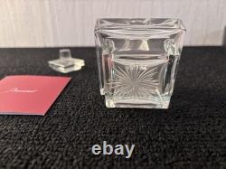 Flacon à parfum ancien en cristal de Baccarat