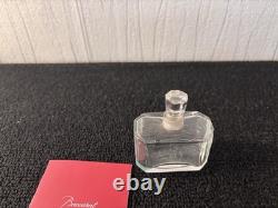 Flacon à parfum ancien en cristal de Baccarat Mod3