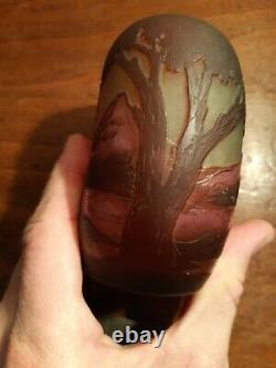 GALLE Vase miniature décor de Montagne gravé à l'acide ancien