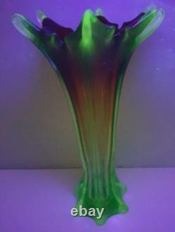 Grand vase orchidee ouraline manganese verre ancien uranifere murano sommerso