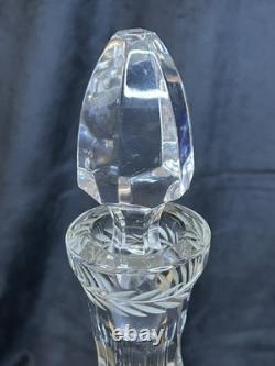 Grande carafe en cristal taillé avec bouchon 32? Cm cristal ancien élégant