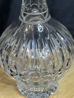 Grande carafe en cristal taillé avec bouchon 32? Cm cristal ancien élégant