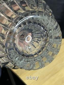 Grande carafe en cristal taillé avec bouchon 32? Cm cristal ancien élégant