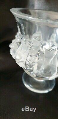 LALIQUE France Ancien Vase Dampierre, moineaux cristal