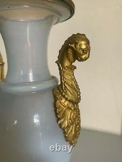 Le Creusot Ancien vase en opaline bulle de savon et bronze Charles X opale