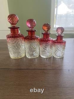 Lot 4 anciens flacons de toilette en cristal de Baccarat modèle rosaces