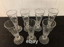 Lot 7 flûtes en cristal ancien Baccarat (prix du lot)