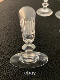 Lot 7 flûtes en cristal ancien Baccarat (prix du lot)