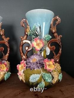Lot De 2 Anciens Vases Barbotine