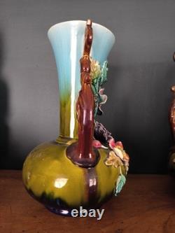 Lot De 2 Anciens Vases Barbotine