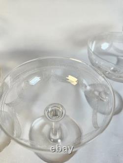 Lot De 6 Anciennes coupes à champagne en cristal Baccarat soufflé gravé
