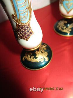 Lot de 2 vases anciens opaline émaillés 11 cm magnifiques