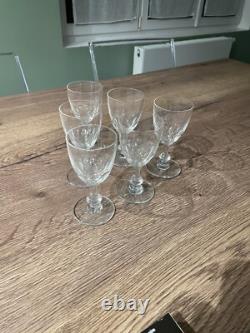 Lot de 6 anciens verres à vin rouge en cristal de Baccarat taillé modèle Chauny