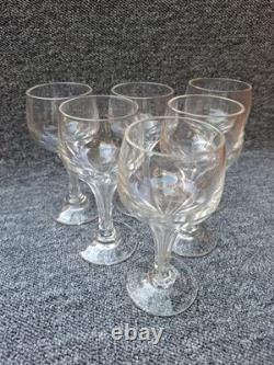 Lot de 6 verres ancien à pied en verre transparent motif facetté jambe creuse