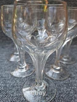 Lot de 6 verres ancien à pied en verre transparent motif facetté jambe creuse