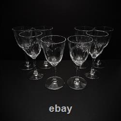 Lot de 8 anciens verres à vin blanc en cristal taillé modèle Molière Baccarat