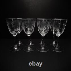 Lot de 8 anciens verres à vin blanc en cristal taillé modèle Molière Baccarat