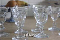 Lot de 9 Anciens Verres à Vin ou Porto en Cristal Baccarat ou Saint Louis