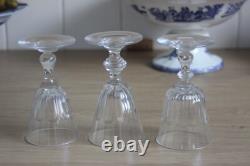 Lot de 9 Anciens Verres à Vin ou Porto en Cristal Baccarat ou Saint Louis