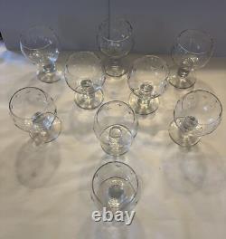 Lot de 9 verres à pied anciens en cristal taillé