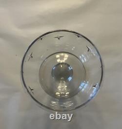 Lot de 9 verres à pied anciens en cristal taillé