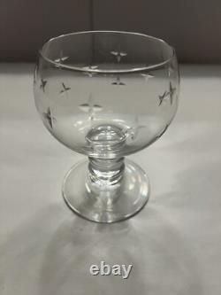 Lot de 9 verres à pied anciens en cristal taillé