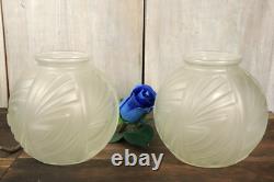Paire de Vase Ancien en Verre Moulé Pressé Satiné Art Déco Géometrique c1930