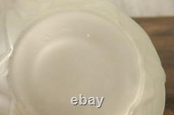 Paire de Vase Ancien en Verre Moulé Pressé Satiné Art Déco Géometrique c1930