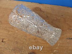 Paire de vases à fleurs anciens en verre sculpté cristal vintage années 1950