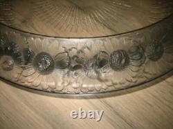 R. Lalique Ancien centre de table coupe cristal Floral signé 33cm