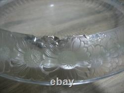 R. Lalique Ancien centre de table coupe cristal Floral signé 33cm